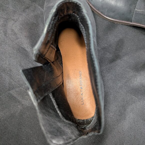 Lucky Brand Woman's Leather Ankle Boots Gray Size 9m Lightly Worn - Picture 2 of 5
